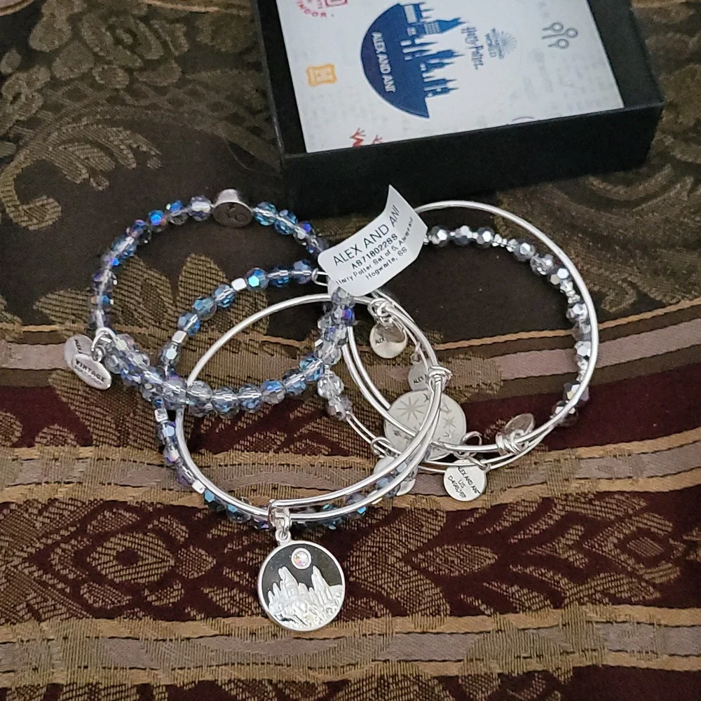Alex ani set  five limited edition Harry potter gorgeous bracelets 😍
